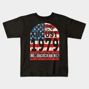 40 Years Old Birthday Gifts Born August 1979 Retro US Flag Kids T-Shirt